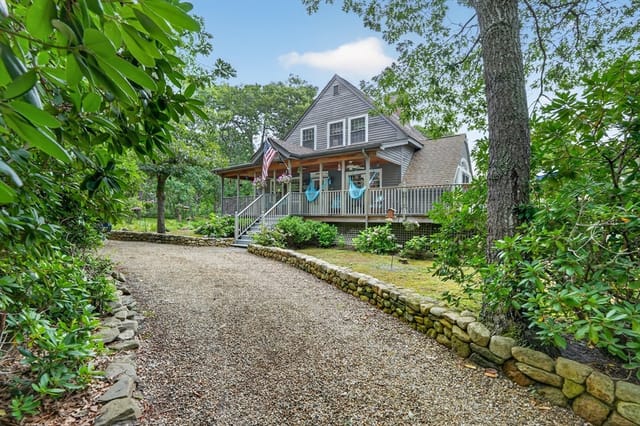 4-bed Single Family at 9 Codman Spring Road, Edgartown