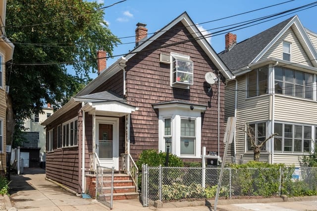 3-bed Single Family at 31 Everett Ave, Somerville