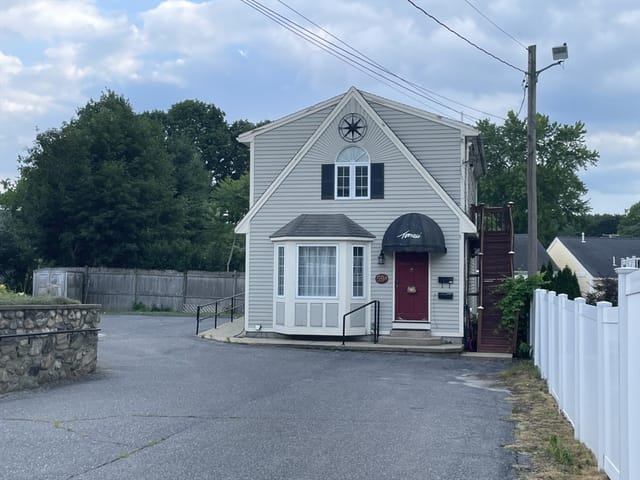 Comercial de 0 quartos em 59R Waltham Street, Maynard