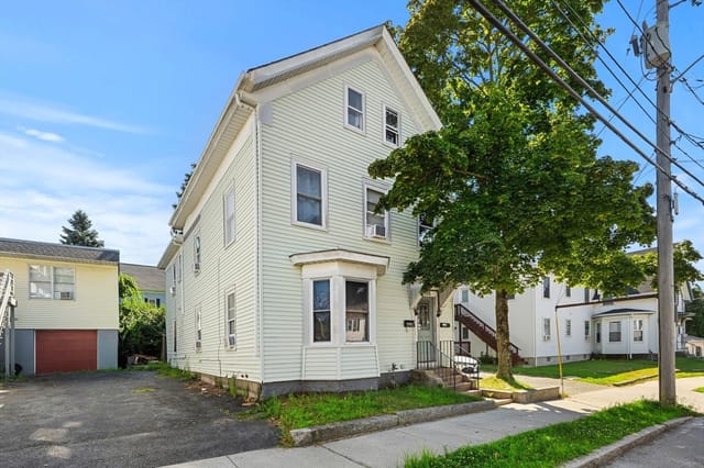 6-bed Multi-Family at 186 Washington Street, Gloucester
