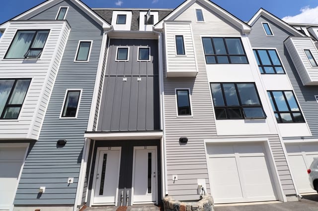 3-bed Condo at 118 Eaton St. # 11, Reading