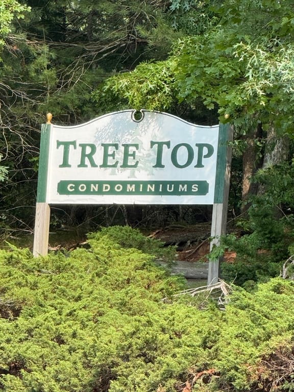 Condominio de 3 habitaciones en 3 Treetop Ln # 8, Kingston