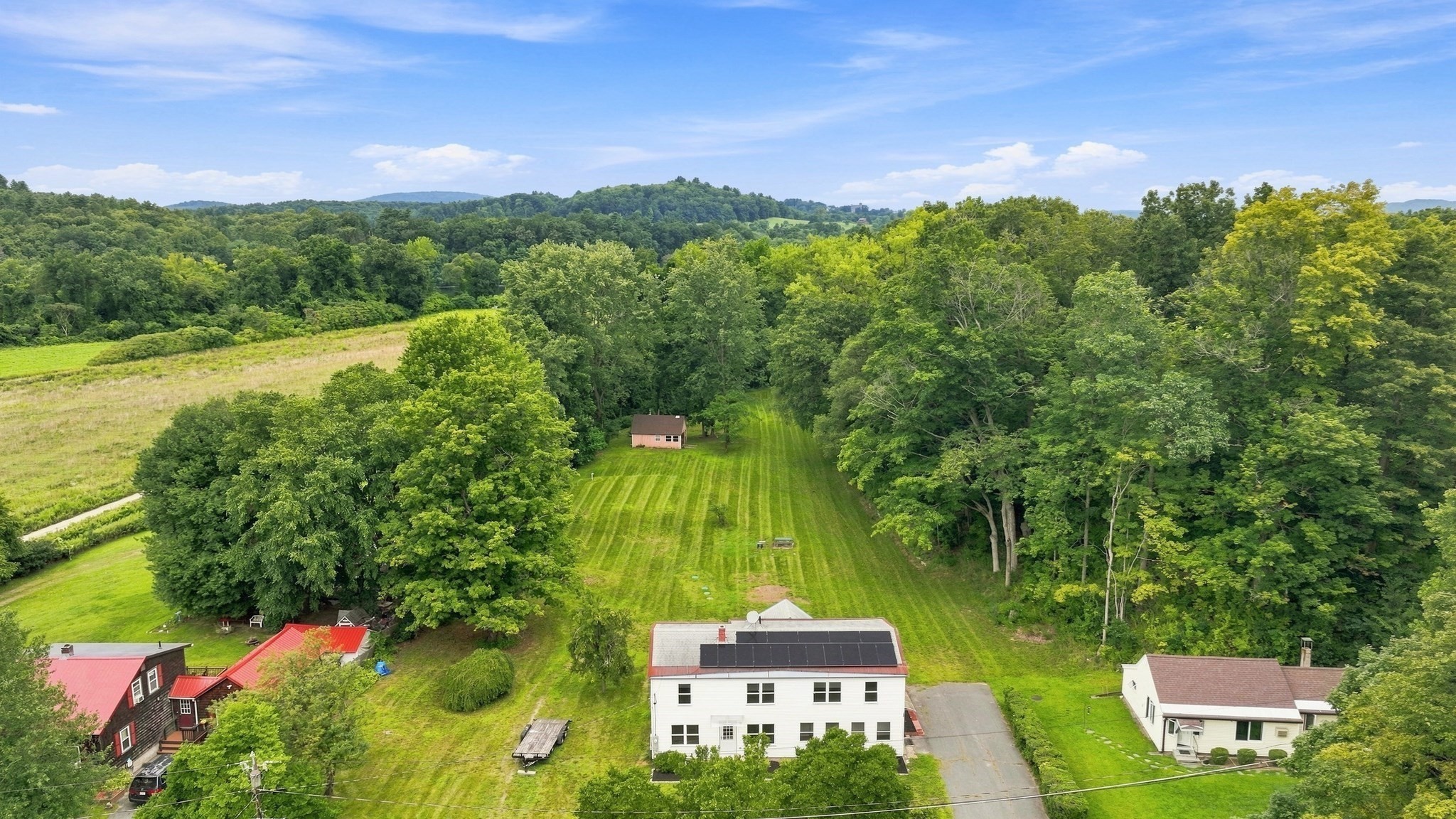 Casa Unifamiliar de 5 habitaciones en 622 Pine Meadow Rd, Northfield
