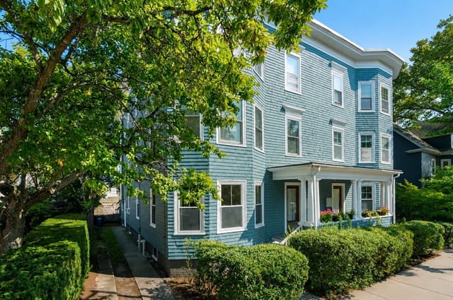 2-bed Condo at 503 Huron Avenue # 4, Cambridge