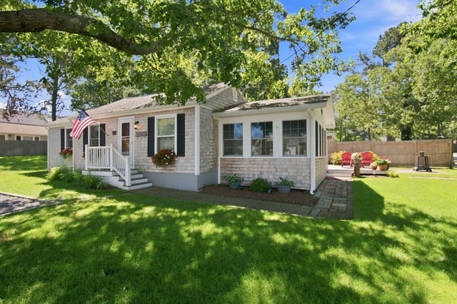 2-bed Single Family at 57 Wilfin Rd, Yarmouth