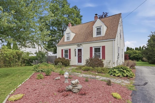 2-bed Single Family at 490 Main Street, Oxford
