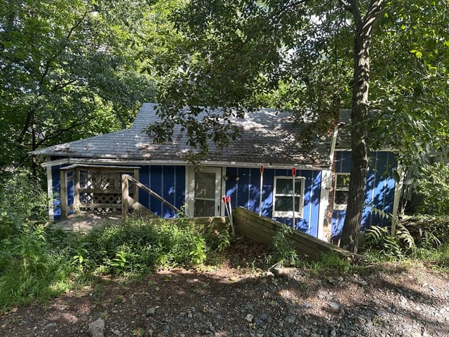 1-bed Single Family at 35 Hillcrest St., Waltham