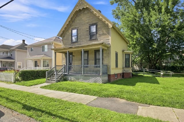 3-bed Single Family at 40 Day Street, West Springfield