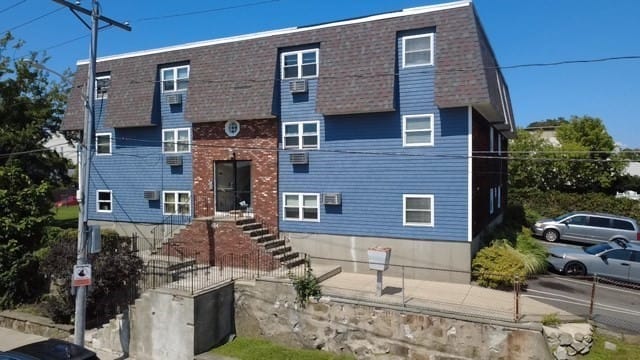 2-bed Condo at 464 Bank St # 5, Fall River