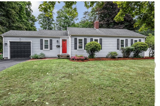 2-bed Single Family at 168 Lowell St, Andover