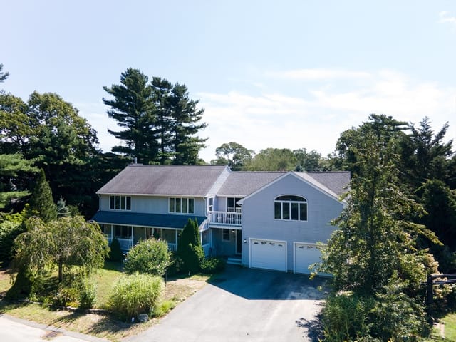 4-bed Single Family at 14 Shady Ln, Wareham