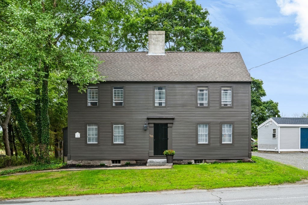 Casa Unifamiliar de 3 quartos em 505 Main St., West Newbury
