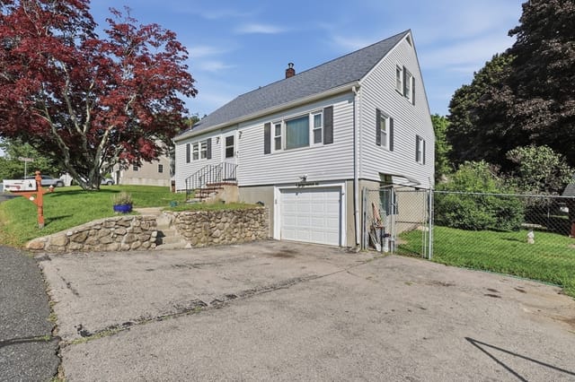 Casa Unifamiliar de 4 habitaciones en 4 Washington Street, Milford