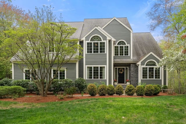 Casa Unifamiliar de 3 habitaciones en 71 Sears Rd, Southborough