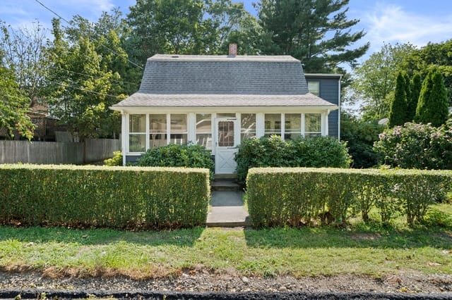 Casa Unifamiliar de 4 quartos em 16 Alachua Rd, Weymouth