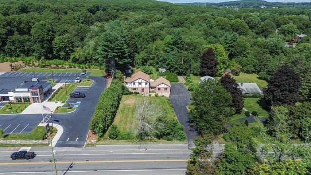 Comercial de 0 habitaciones en 199 Main St, Shrewsbury