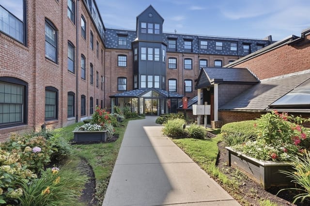Condomínio de 2 quartos em 21 Linden St # 421, Quincy