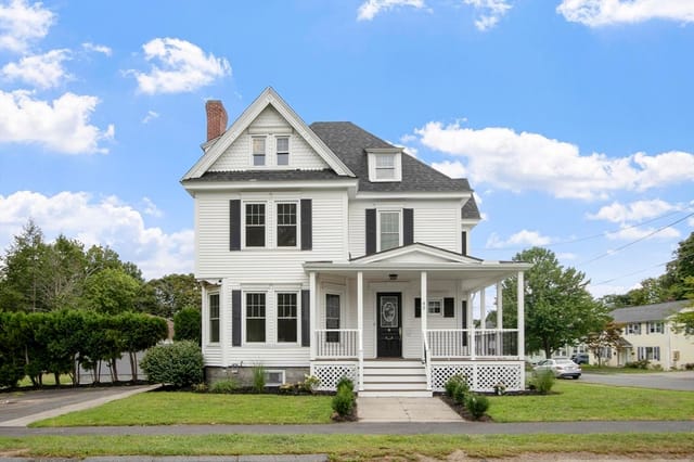 Casa Unifamiliar de 4 quartos em 45 Third Street, North Andover