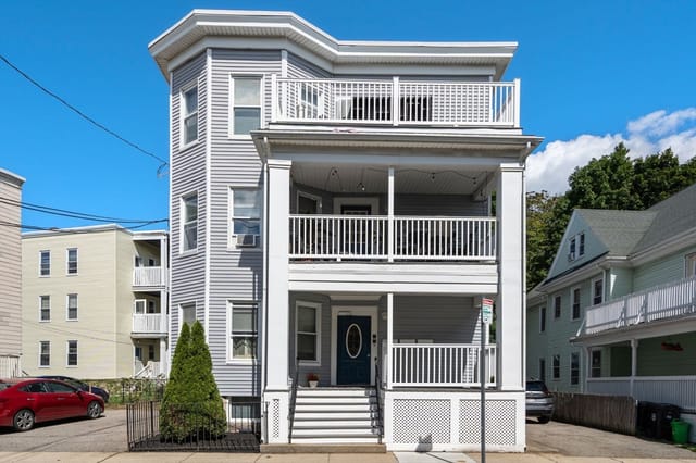 9-bed Multi-Family at 93 Easton Street, Boston