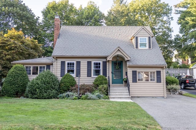 3-bed Single Family at 204 Beech Ave, Melrose