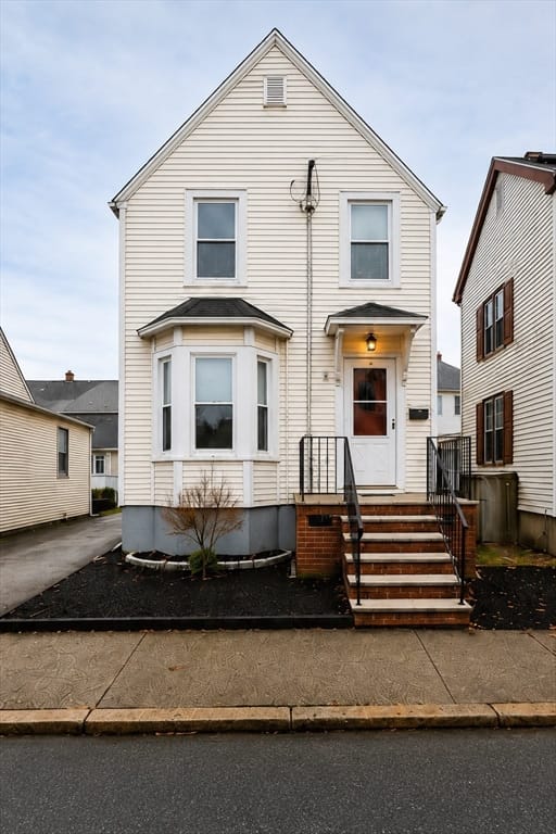 2-bed Single Family at 28 Everett St # 0, Woburn