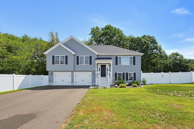 Casa Unifamiliar de 3 quartos em 70 Henrietta Way, Taunton