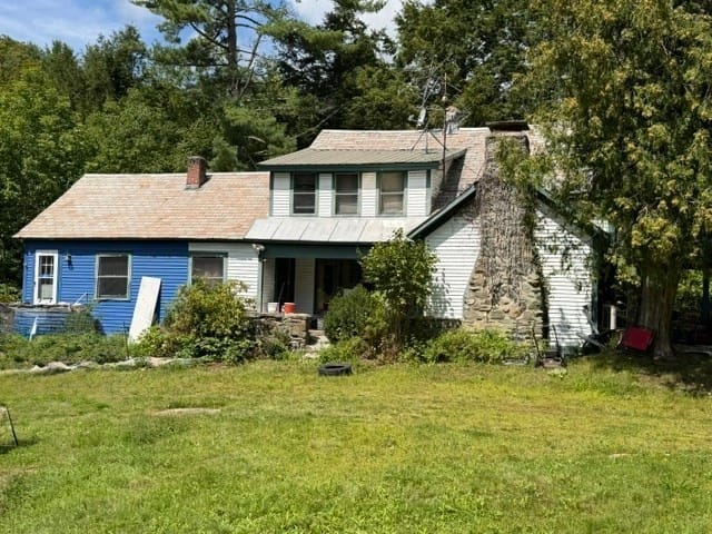 4-bed Single Family at 81 Route 8a, Heath