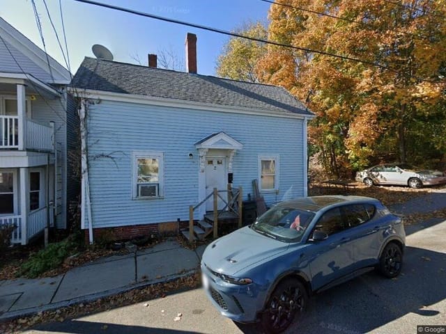 Casa Unifamiliar de 3 quartos em 9 Aubin St, Amesbury