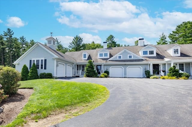 2-bed Condo at 21 Hayloft Lane # 21, Marshfield