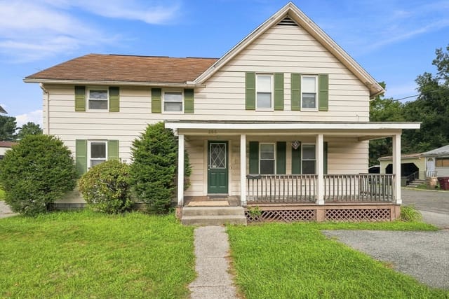 4-bed Multi-Family at 255 Center St, Ludlow