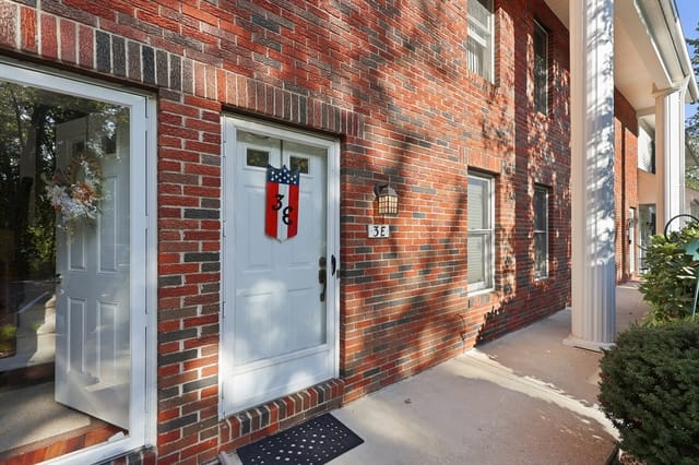 2-bed Condo at 3 Castle Hill Rd, Agawam