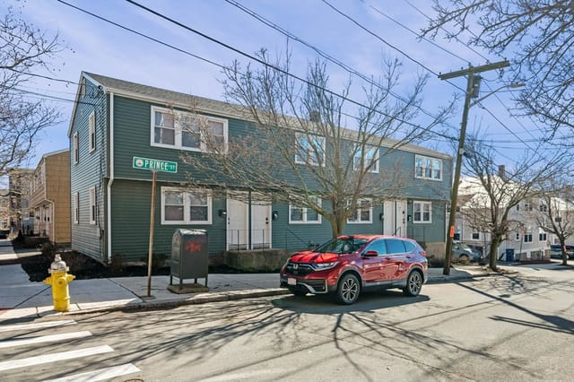 8-bed Multi-Family at 1-7 Prince, Salem