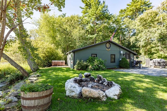 1-bed Single Family at 240 Maquan Street, Hanson