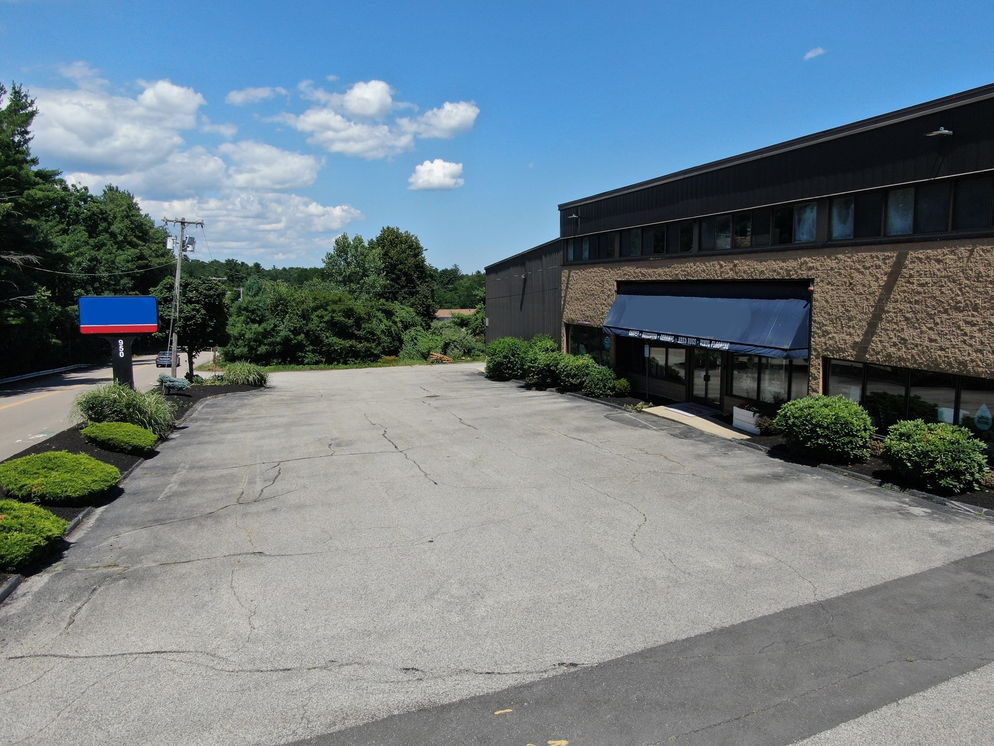 Comercial de 0 quartos em 950 Chestnut St, Franklin