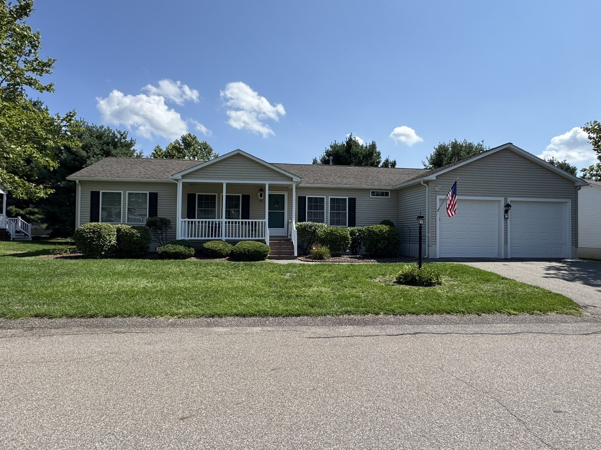 Casa Unifamiliar de 2 quartos em 61 Brookstone Dr., Bridgewater