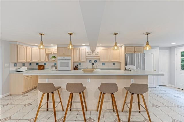 4-bed Single Family at 5 Line Brook Rd, Atkinson