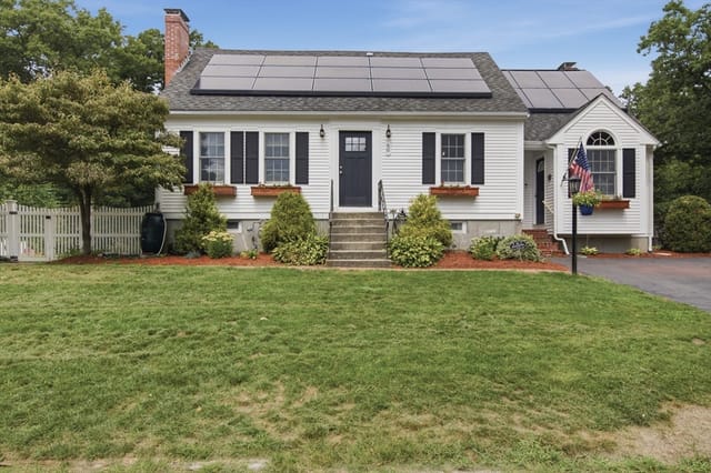 3-bed Single Family at 60 Valleyview Rd, Bellingham