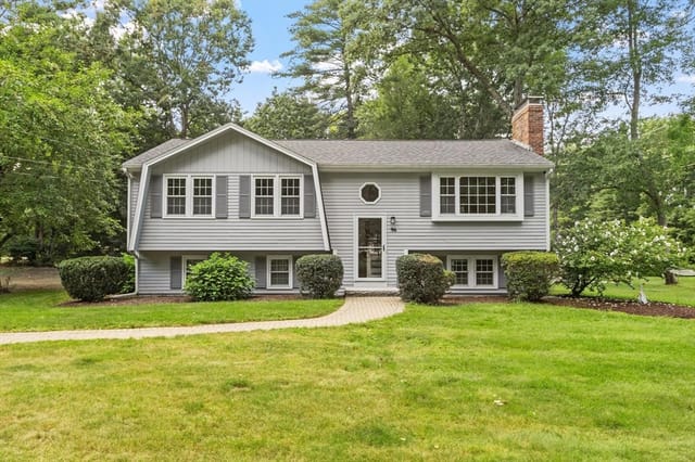 3-bed Single Family at 96 East Street, Pepperell