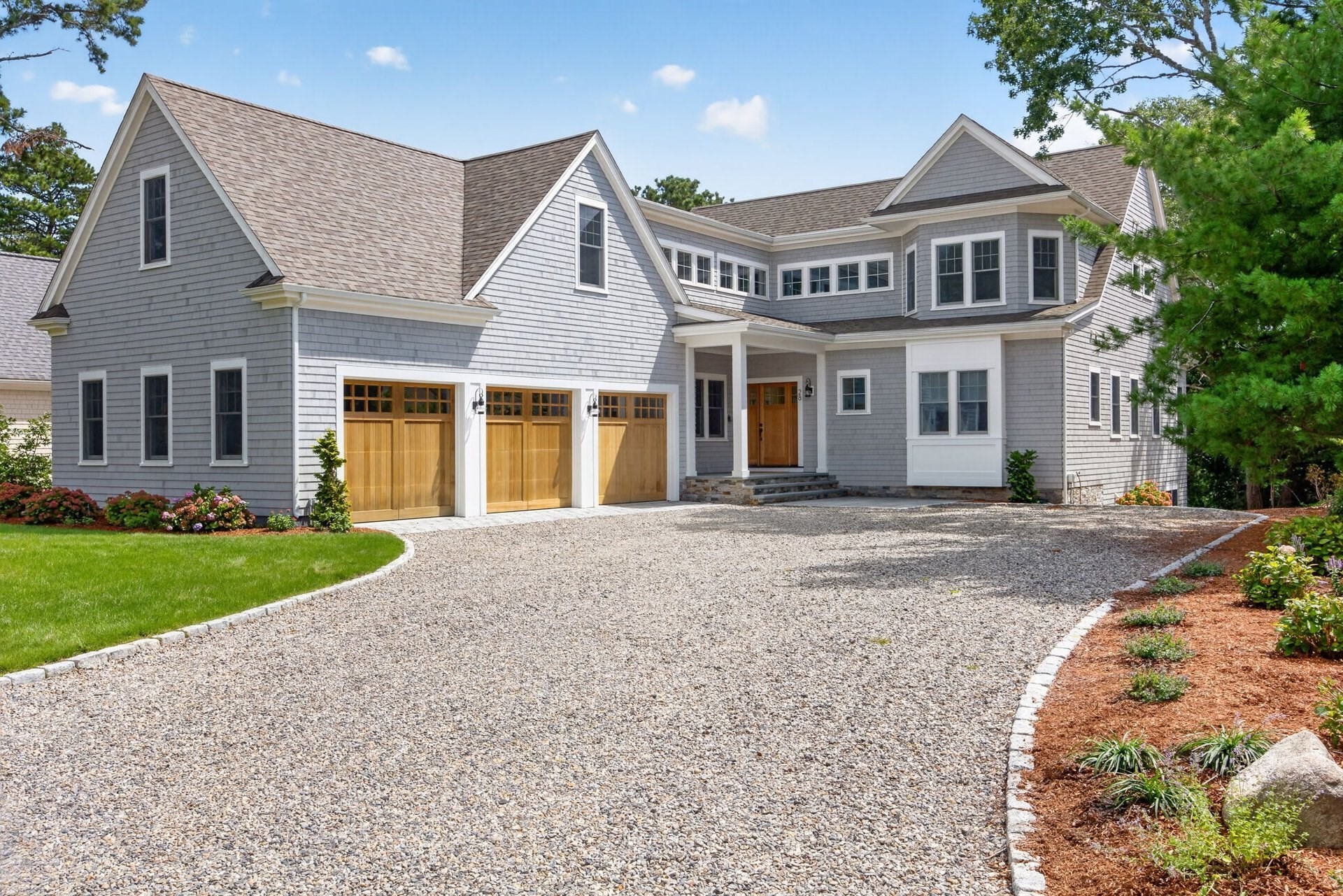 5-bed Single Family at 28 Quaker Run Road, Mashpee