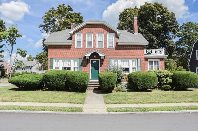3-bed Single Family at 12 Houston Ave, Methuen