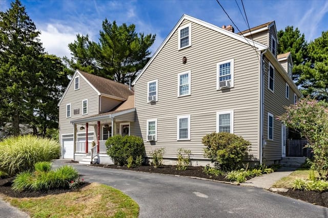 4-bed Single Family at 514 Pleasant St, Weymouth