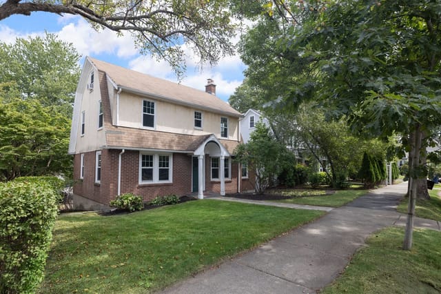 3-bed Single Family at 1925 Commonwealth Ave, Newton