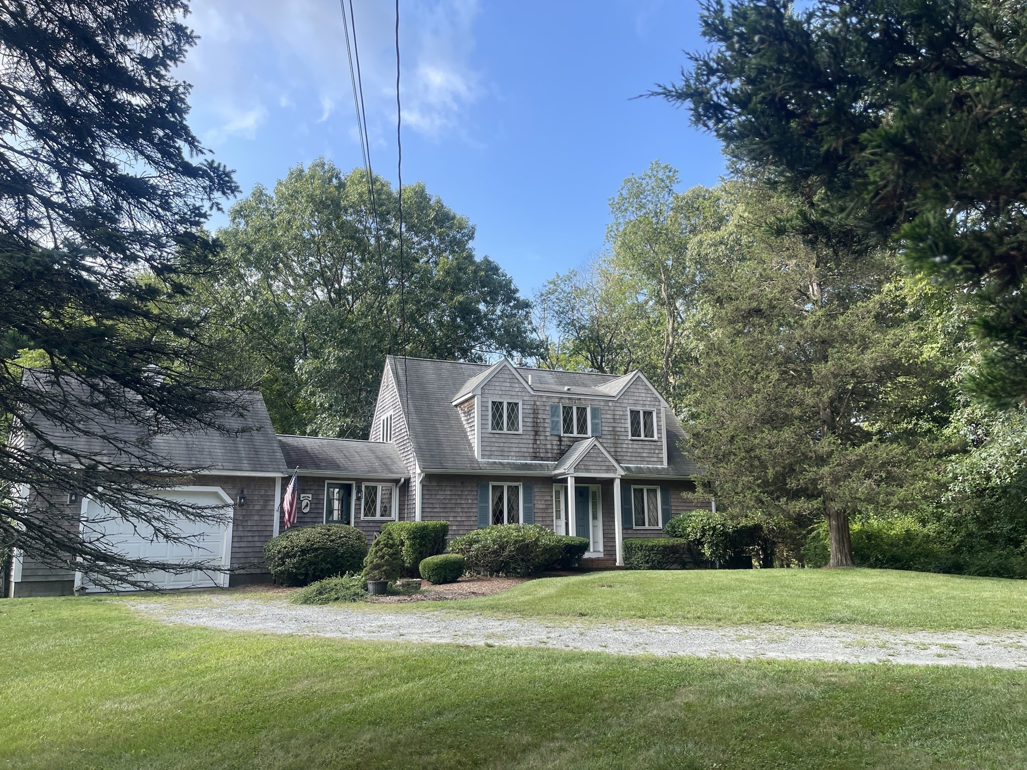 3-bed Single Family at 18 Town Landing Rd, Berkley