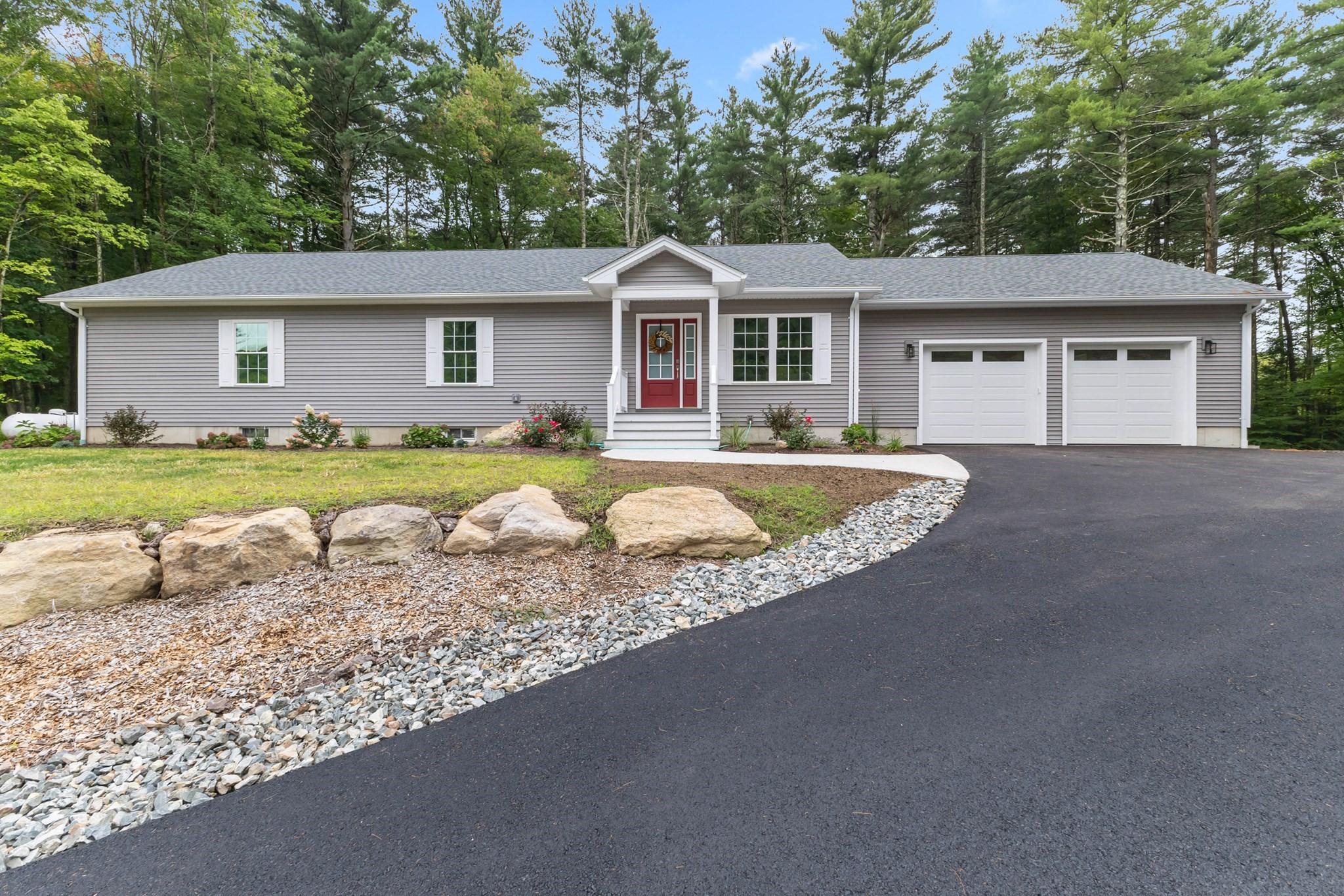 3-bed Single Family at 199 Palmer Road, Brimfield