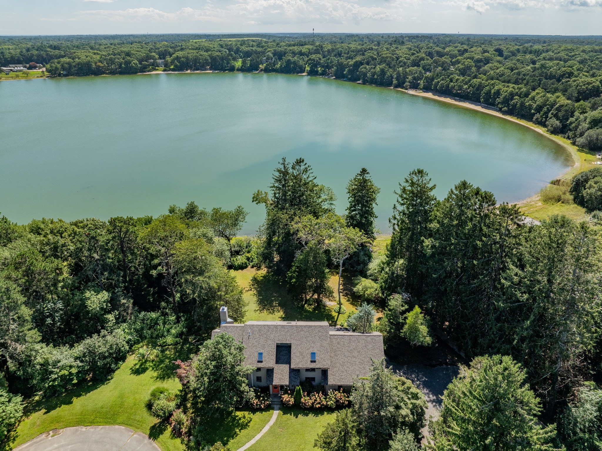 3-bed Single Family at 32 Reid, Barnstable