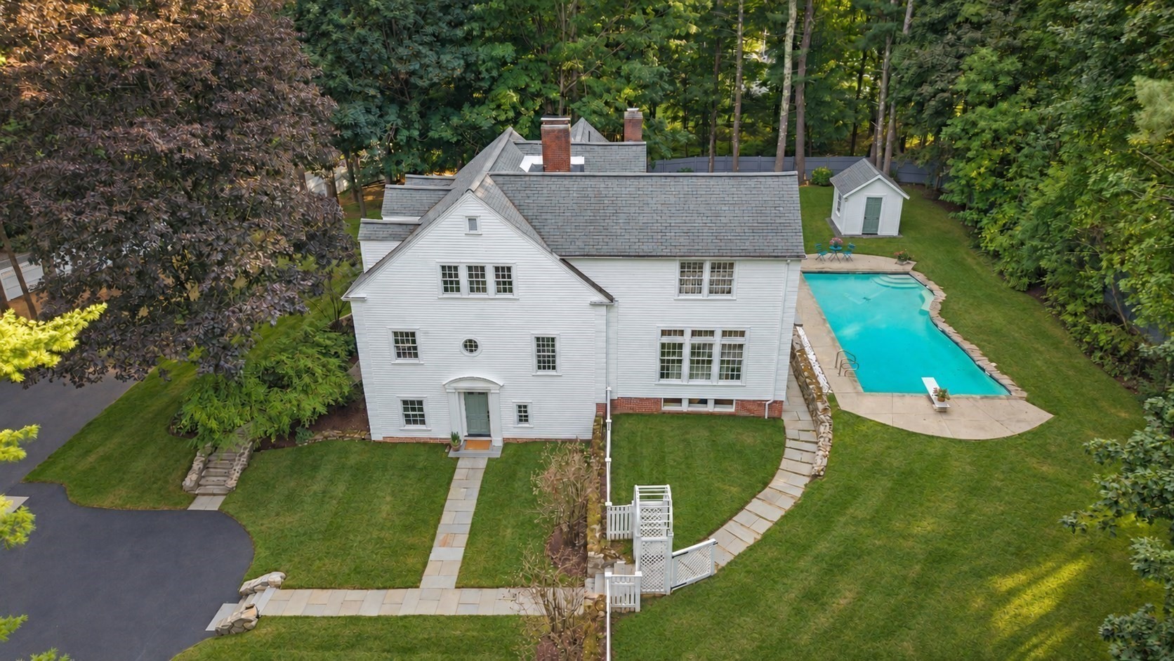 4-bed Single Family at 4 Cedar Road, Lincoln