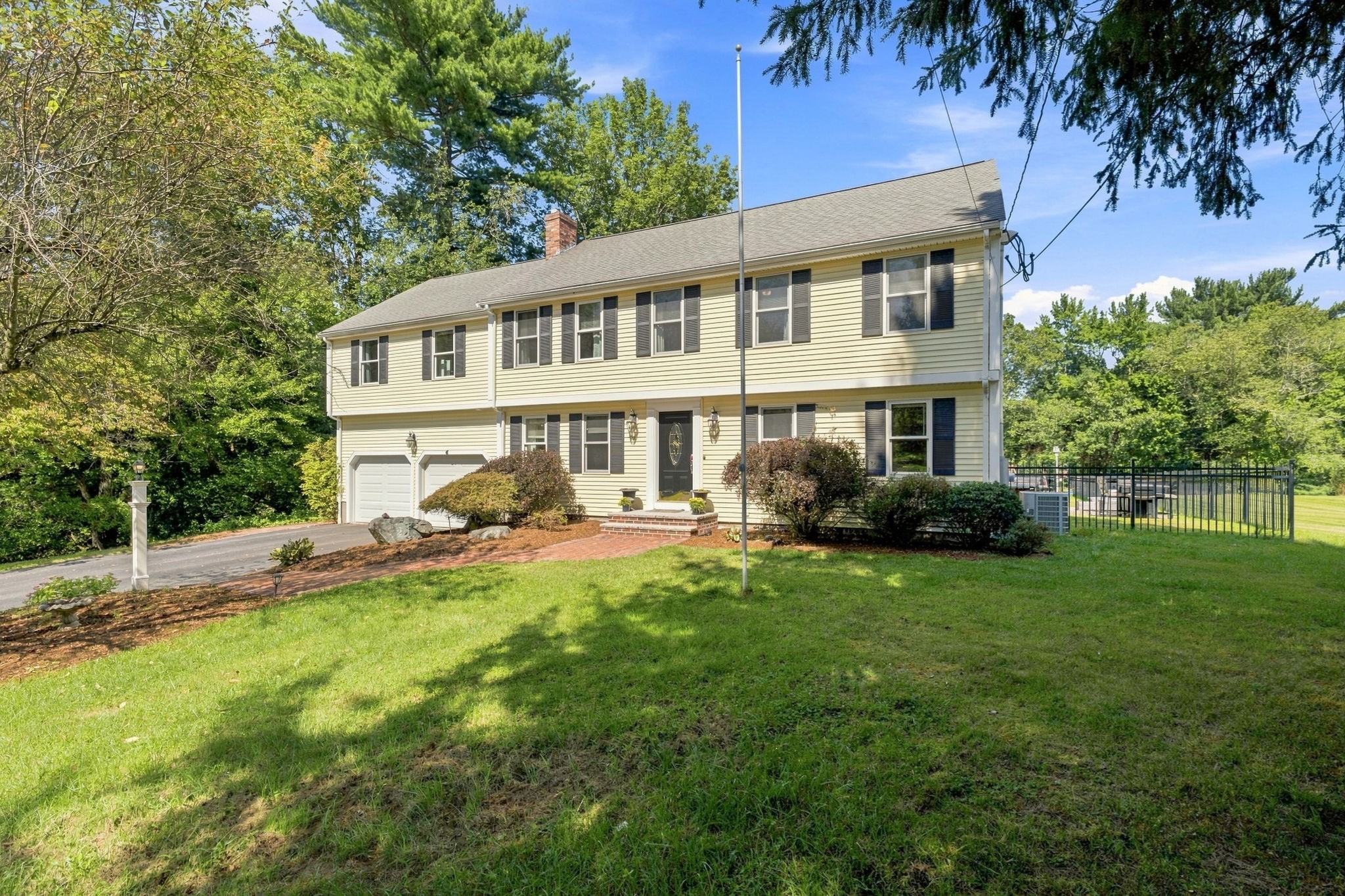 Casa Unifamiliar de 6 quartos em 25 West St, Foxboro