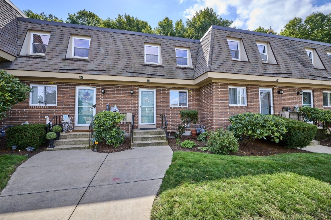 2-bed Condo at 12 Walcott Valley Drive # 12, Hopkinton