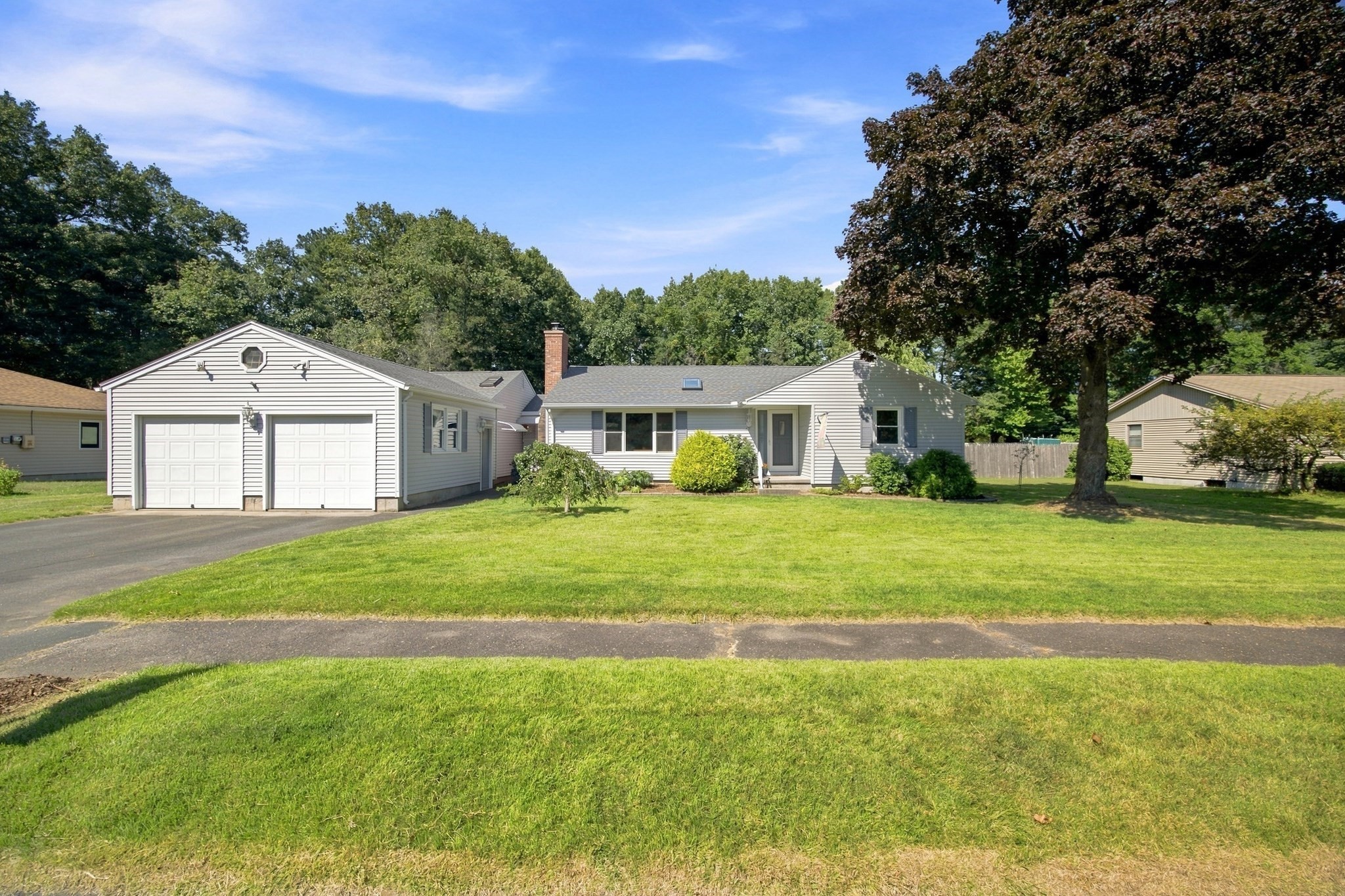 Casa Unifamiliar de 4 quartos em 47 Overlook Dr, Easthampton