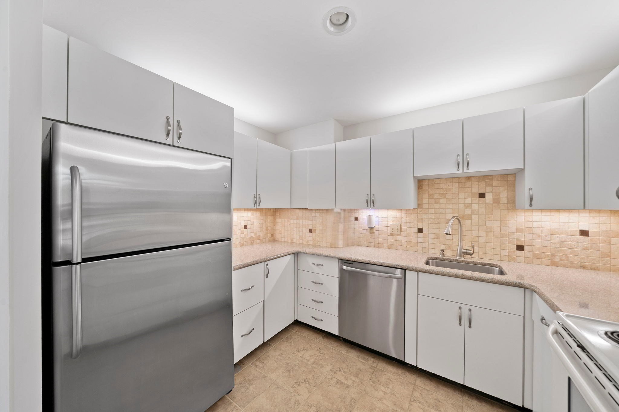 2-bed Condo at 100 Parks St # 27, Duxbury
